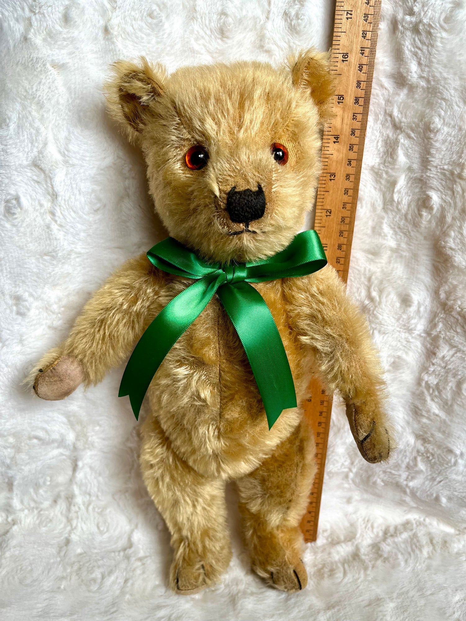 Chiltern vintage bear circa 1930, full body view