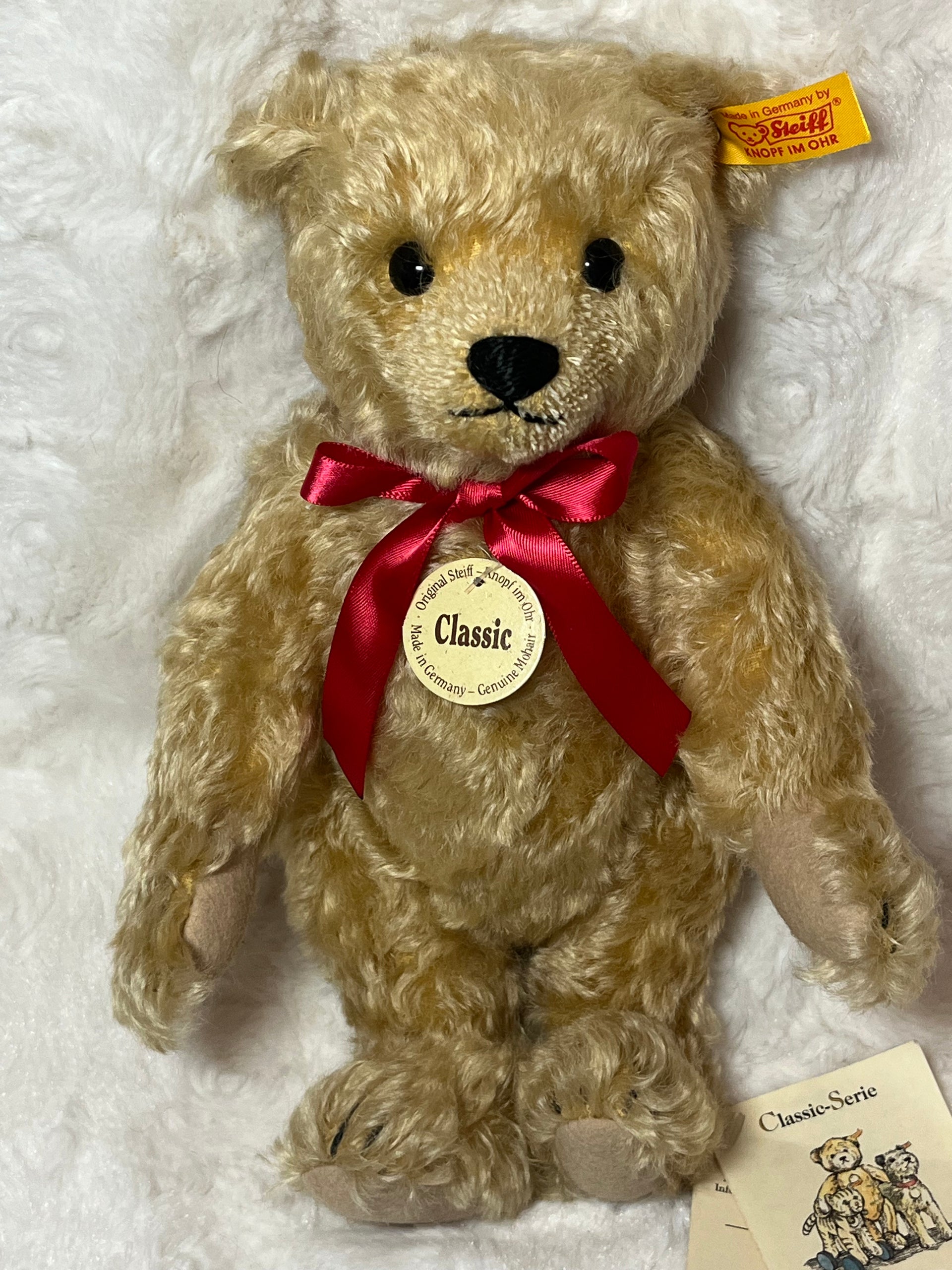 Steiff Classic Blonde Teddy Bear (MINT condition) Yellow Tag